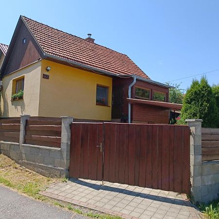 Willa Utulny Dovolenkovy Dom Liptovský Hrádok Zewnętrze zdjęcie