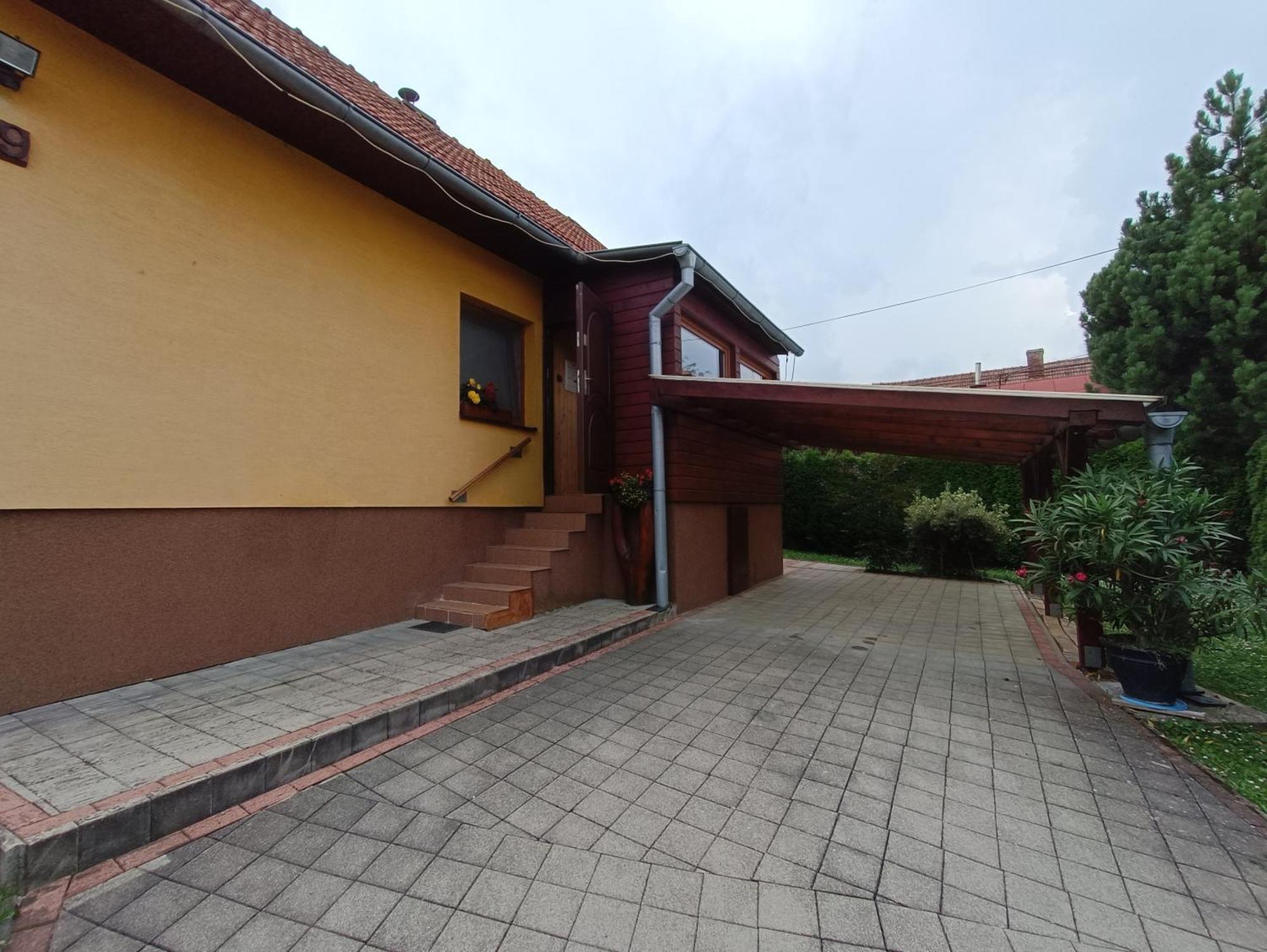 Willa Utulny Dovolenkovy Dom Liptovský Hrádok Zewnętrze zdjęcie
